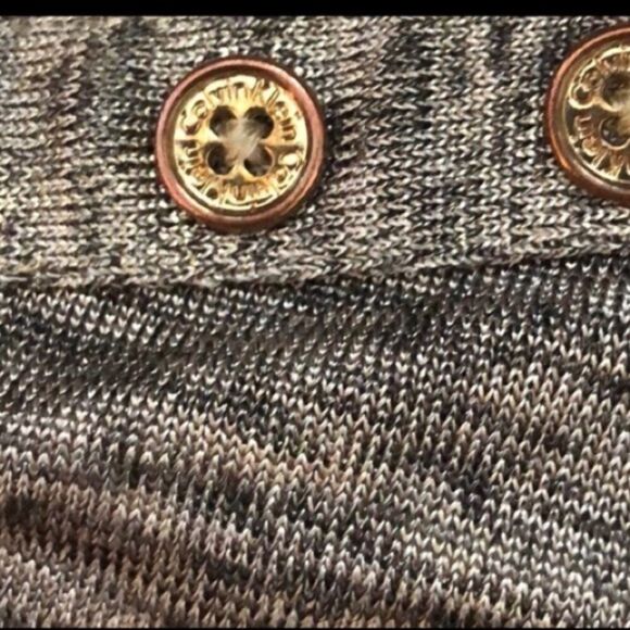 Calvin Klein Scoop Neck Tee - Picture 5 of 5